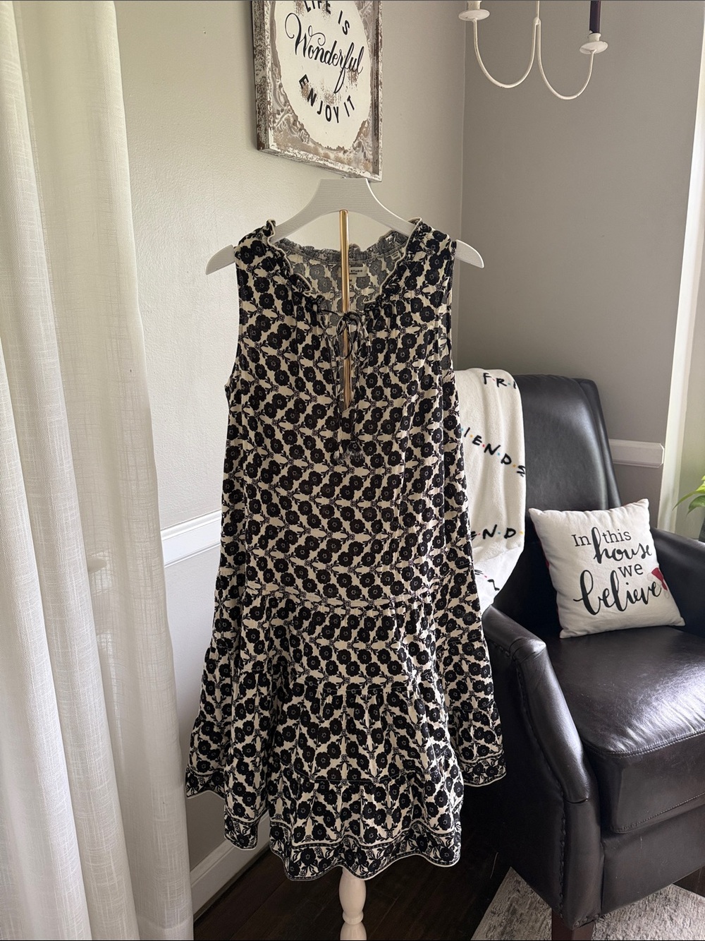 Max Studio Black and Cream Floral Sleeveless Tie-Front Dress
